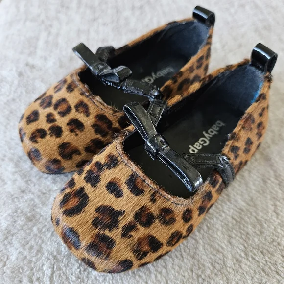 Baby GAP Cheetah Print Toddler Dress Shoes Ballet Flats Size 4 NWOT - Picture 1 of 12